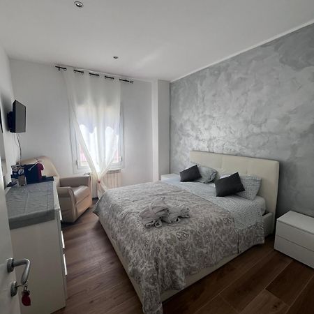 La Casa Del Giglio Hotel Albenga Ngoại thất bức ảnh