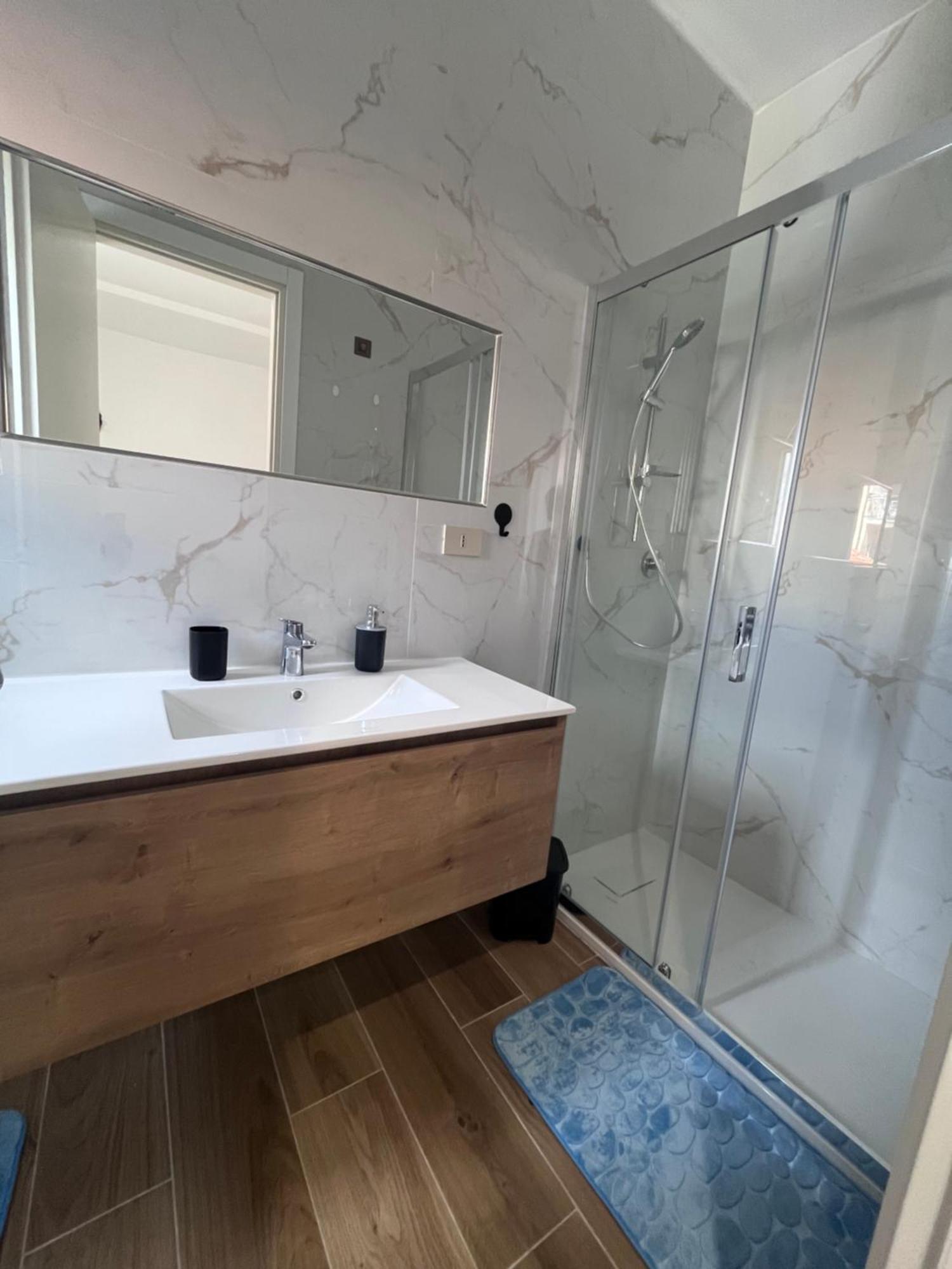 La Casa Del Giglio Hotel Albenga Ngoại thất bức ảnh