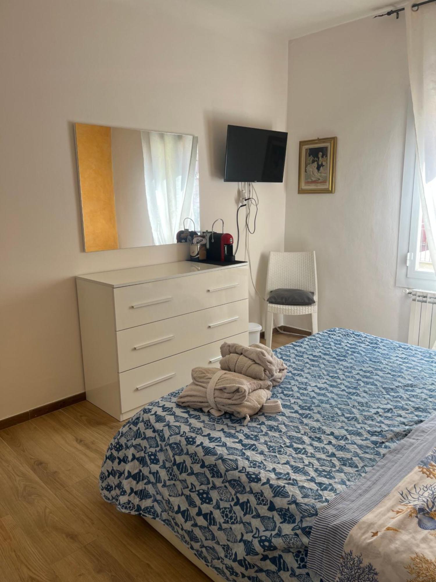 La Casa Del Giglio Hotel Albenga Ngoại thất bức ảnh